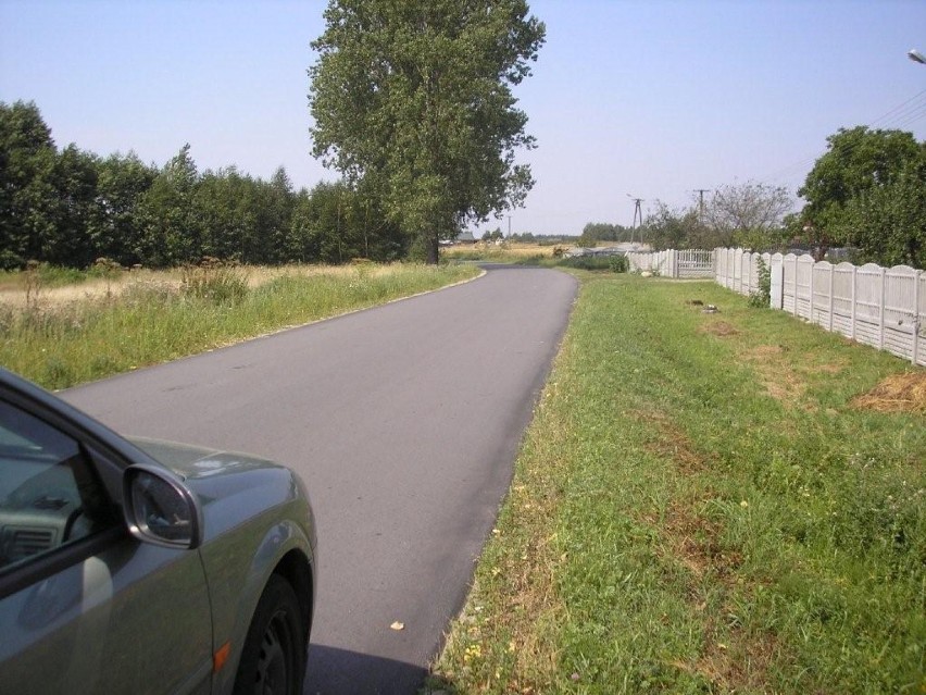 Drogowcy położyli 1,3 km nowego asfaltu w Antoninie Nowym