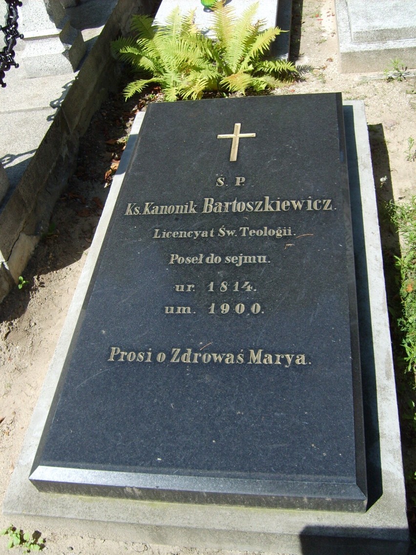 ks. Kanonik Jan Bartoszkiewicz (1814-1900) – proboszcz...