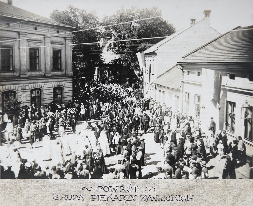 Zdjęcia z uroczystości piekarzy w Żywcu ok.1930 roku (koło...
