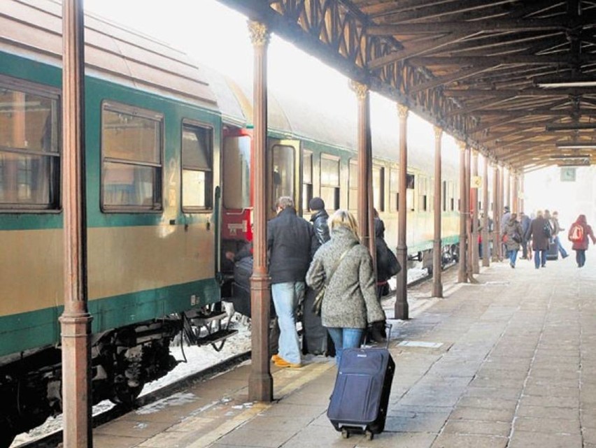 Piotrków/Radomsko: PKP Intercity mają przywrócić poranne połączenie do Warszawy