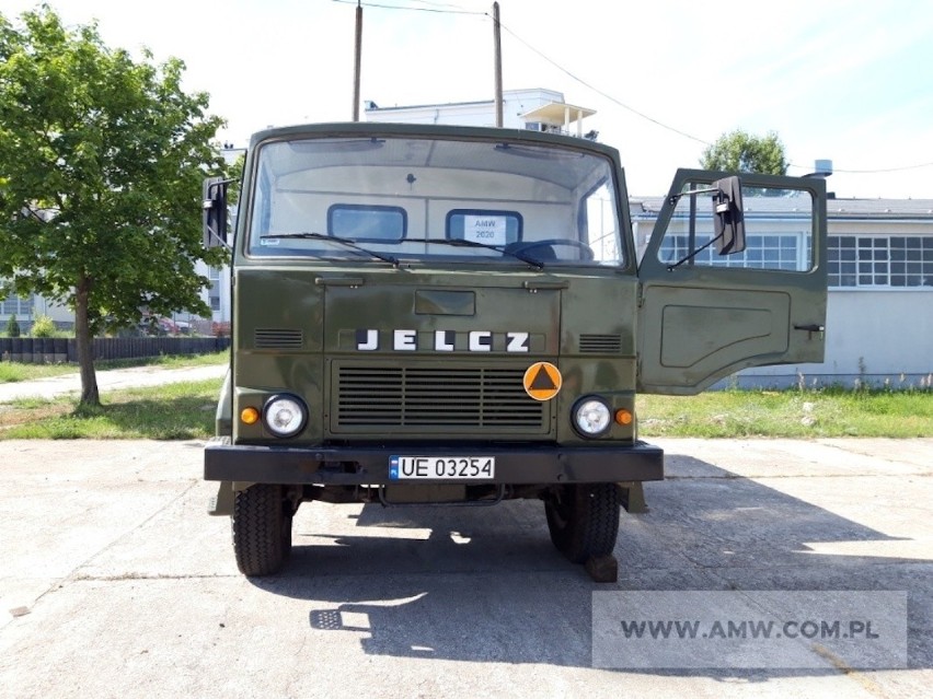 Samochód wywrotka JELCZ W-317

Rok produkcji: 1987

Cena:...