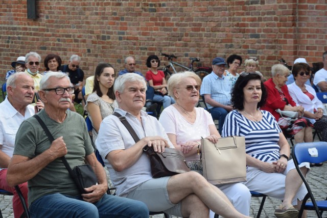 Festiwal Muzyczny Południowej Wielkopolski. Koncert kwartetu smyczkowego pod basztą Dorotką w Kaliszu