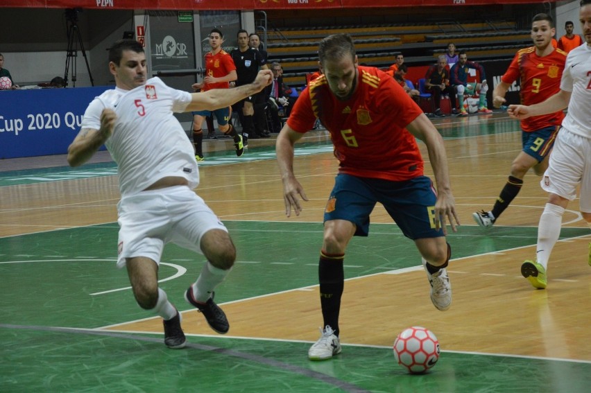 Reprezentacja Polski w futsalu poniosła klęskę w turnieju...