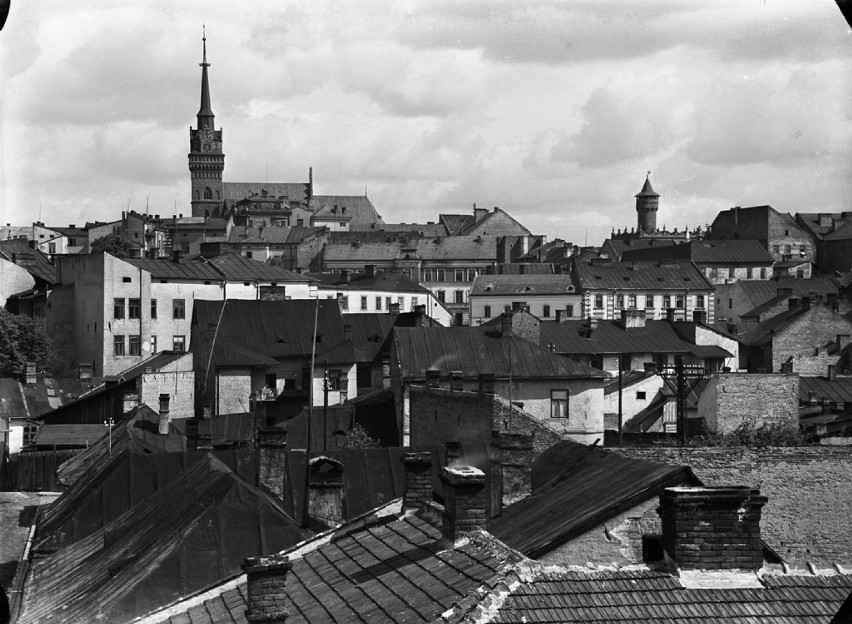 Tak wyglądał Tarnów przed wojną. Był trzecim pod względem znaczenia miastem Galicji [ARCHIWALNE ZDJĘCIA]