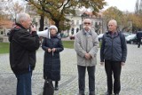 Krucjata różańcowa pod papieskim pomnikiem w Łowiczu [Zdjęcia]