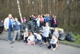 TrashTag Challenge zawitał do Lubina. Działacze PiS sprzątali miasto [ZDJĘCIA]