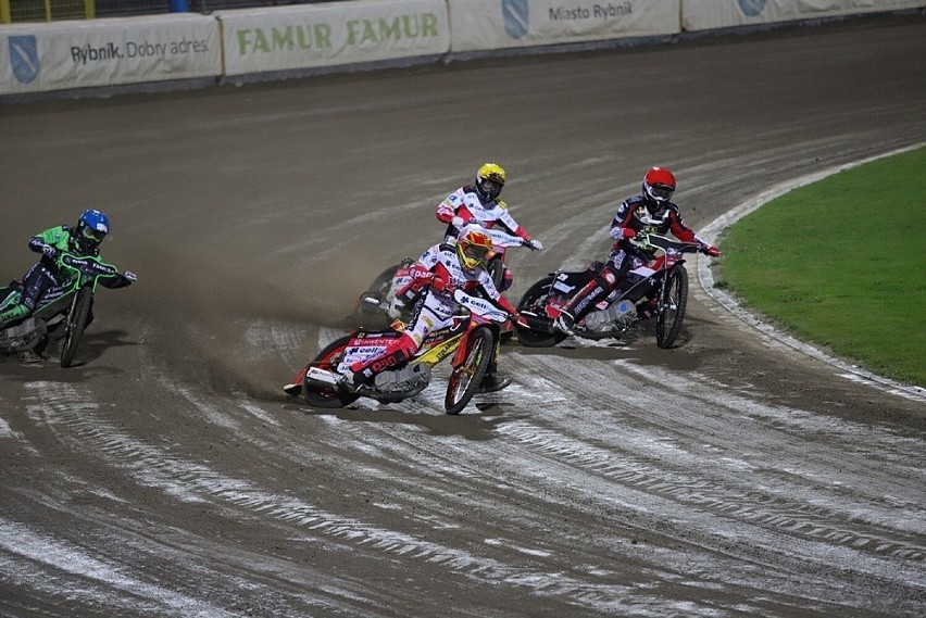 ROW Rybnik przegrał na własnym stadionie z Wilkami Krosno