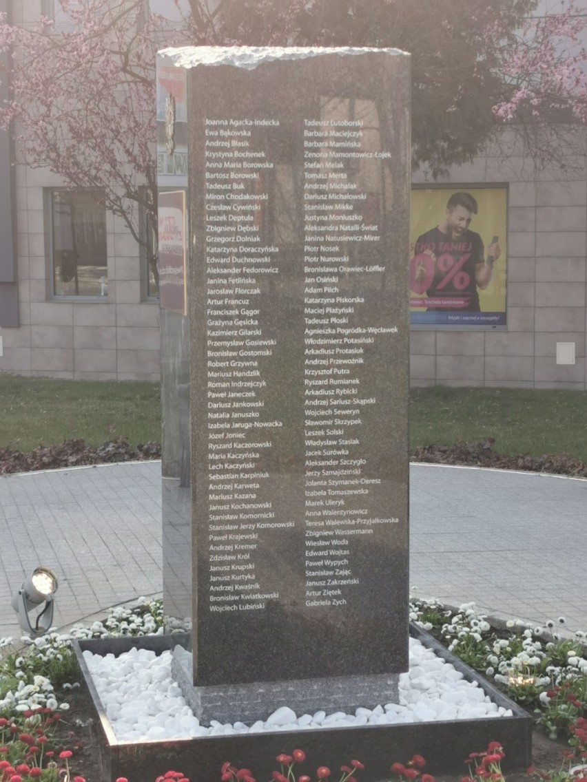 Obelisk upamiętniający ofiary katastrofy smoleńskiej w...