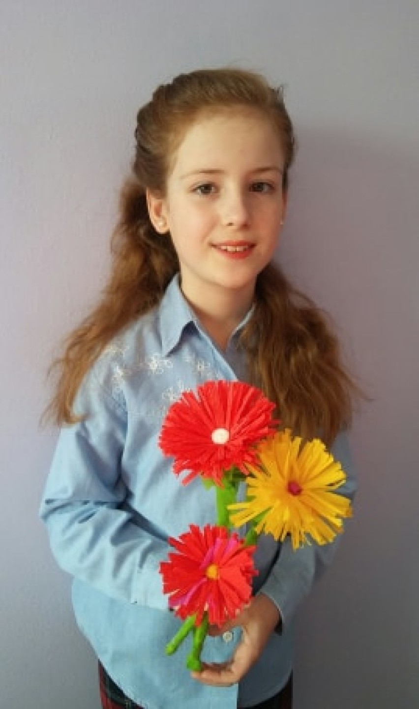 Kwiaty dla Papieża od uczniów Szkoły Podstawowej w Stróżówce ZOBACZCIE ZDJĘCIA!