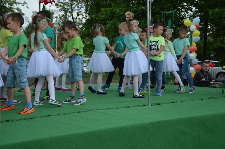 Występy, malowanie twarzy i pomoc dla Gabrysi - tak świętowały przedszkolaki ze Staszowa