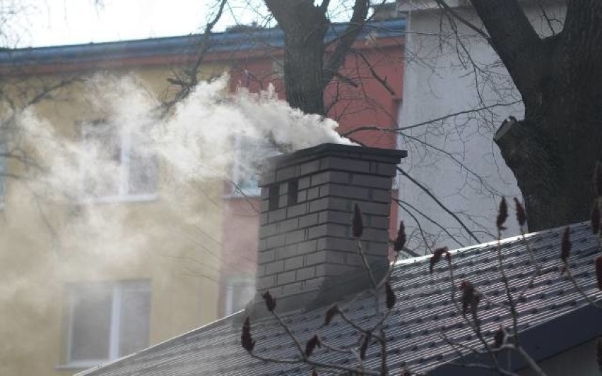 Nowe piece zamiast "kopciuchów" w walce z zanieczyszczeniem powietrza w Łodzi