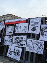 Barykada pamięci stanęła na Krakowskim Przedmieściu w Warszawie