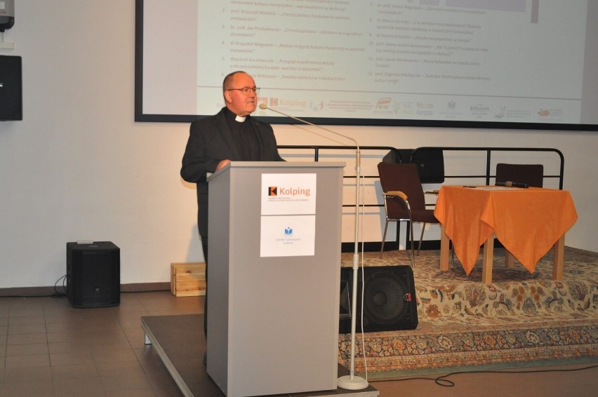 Camino 2022. W Łebie debatowano na temat wartości chrześcijańskich w Europie