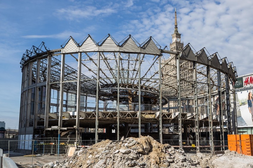 Rotunda nie jest pierwszym budynkiem, który znajdował się w...