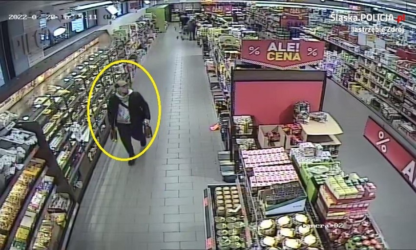 Dwaj mężczyźni ukradli alkohol w jednym ze sklepów przy ul....