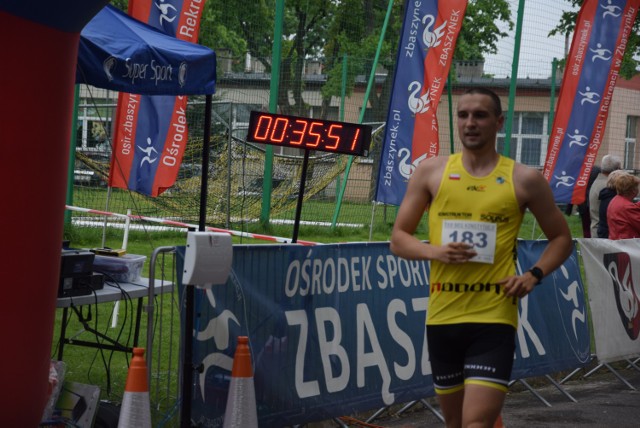 Bieg główny na 10 km 26. Biegu Konstytucji w Zbąszynku