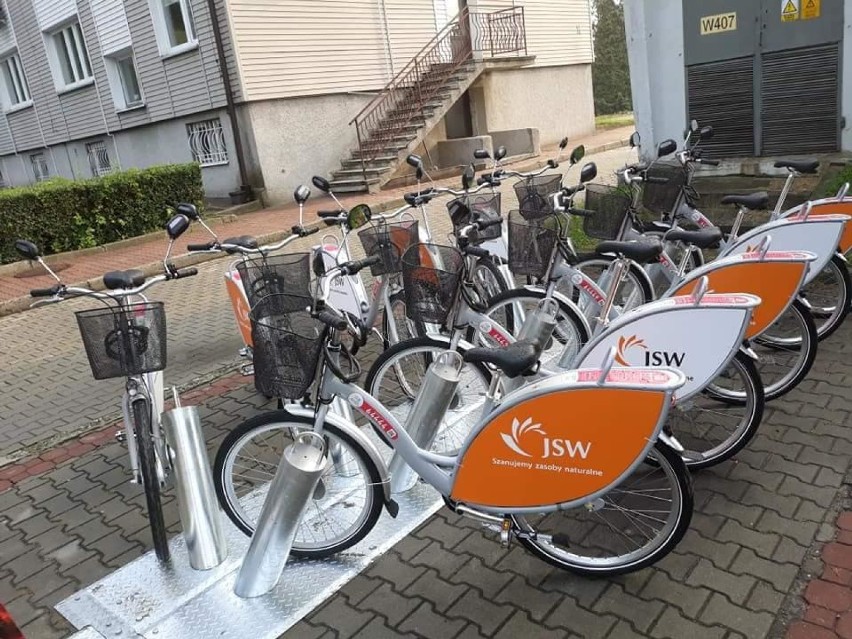 Jastrzębski Rower Miejski ma 3 nowe stacje i 30 dodatkowych rowerów. To efekt współpracy z JSW [ZDJĘCIA]