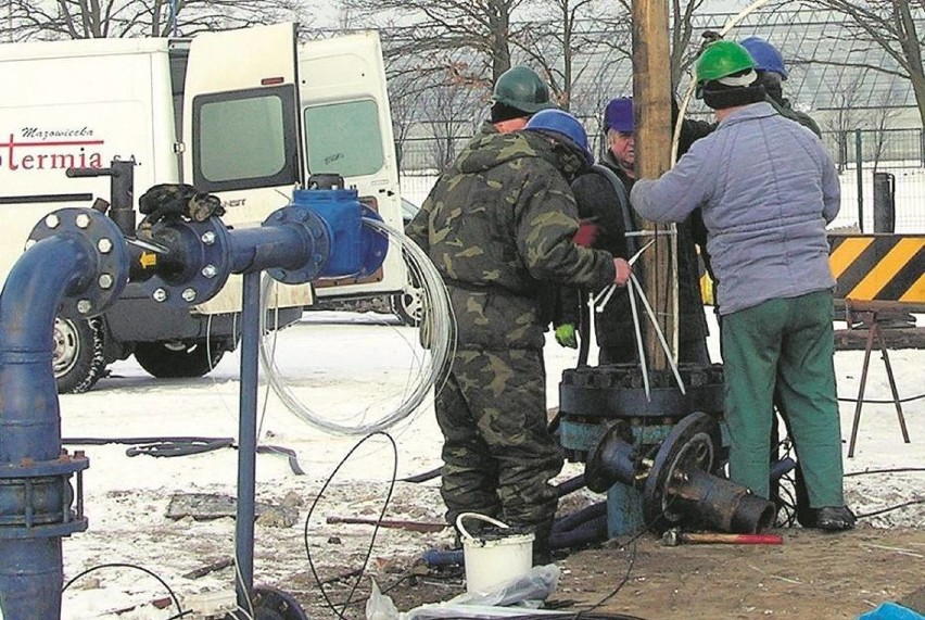 Odwiert geotermalny przy ulicy Sobieskiego. W 2011 roku...