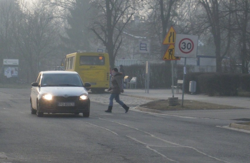 Wrocław: Kierowcy nie przestrzegają zakazu ruchu na pętli w Leśnicy