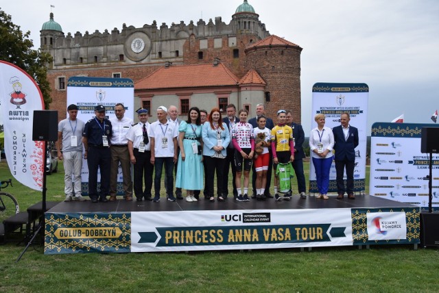 Tak było na drugim etapie III Międzynarodowego Wyścigu Kolarskiego Kobiet "Śladami Królewny Anny Wazówny" w Golubiu-Dobrzyniu