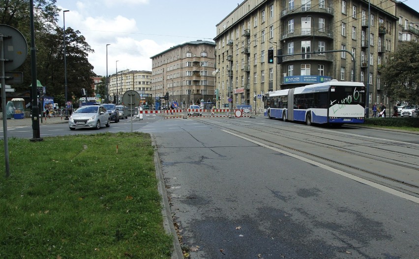 Pasażerowie komunikacji miejskiej oraz kierowcy mają duże...