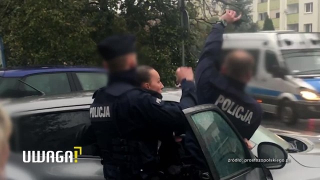 Pan Mariusz nie zakrył ust i nosa. Interweniowali policjanci z kilku radiowozów oraz straż miejska.