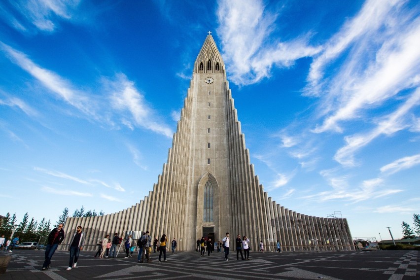 Hallgrimskirkja to największy kościół na Islandii i dobry...