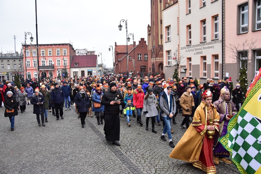 Orszak Trzech Króli 2020 w Żninie [zdjęcia, wideo]