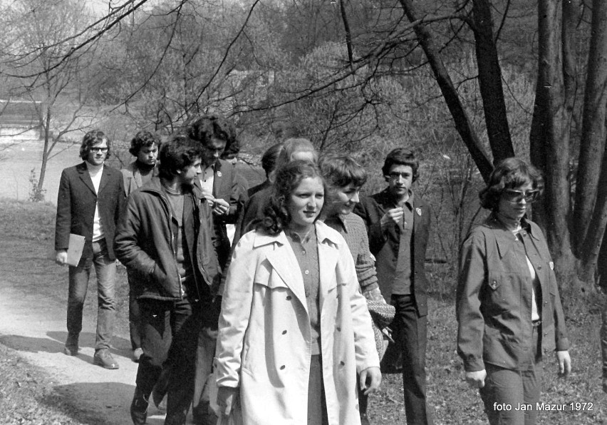 Tak w 1972 witali wiosnę uczniowie Technikum Włókienniczego...