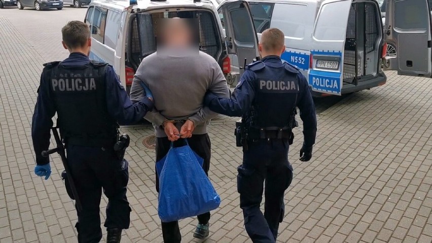Starogard Gdański. Policjanci zlikwidowali wytwórnię narkotyków ZDJĘCIA 