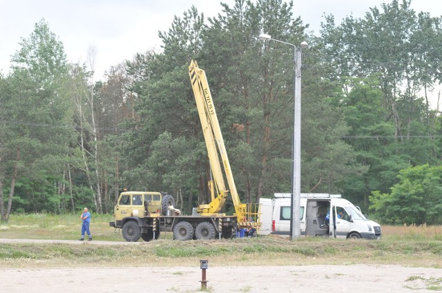 Na terenie Przystanku Woodstock pracują m. in. elektrycy.