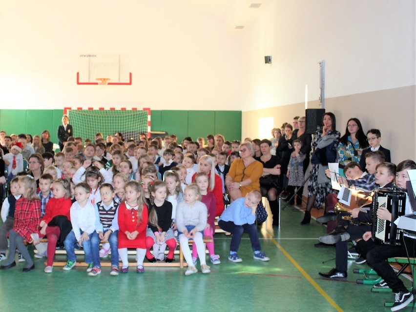 Jasełka w szkole w Borkowie