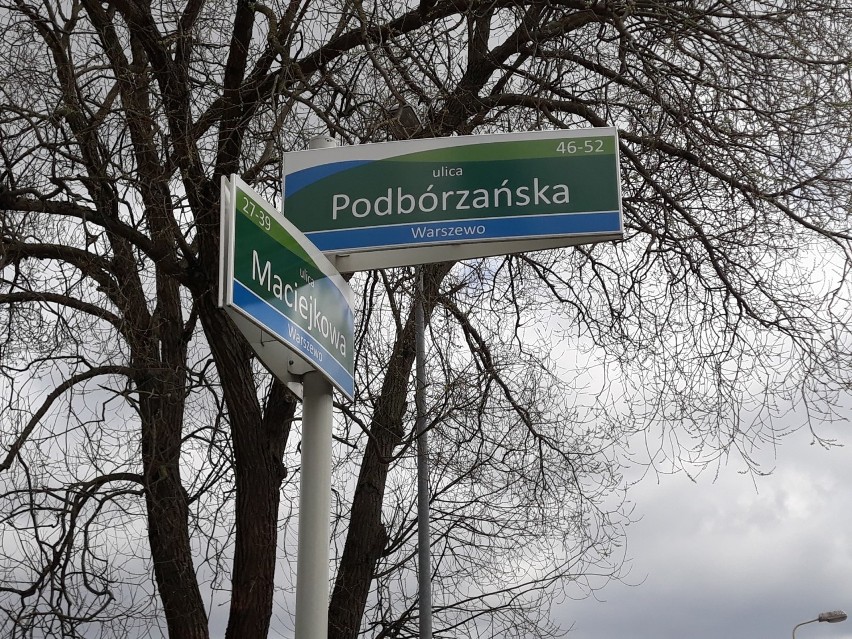 Kolizja. Zderzyły się dwa auta na skrzyżowaniu Podbórzańskiej i Maciejkowej w Szczecinie - 16.04.2020