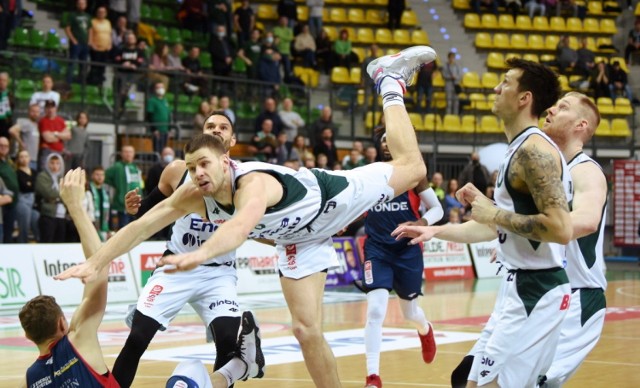 Koszykarze Enei Zastalu BC Zielona Góra pokonali Twarde Pierniki Toruń 85:67.