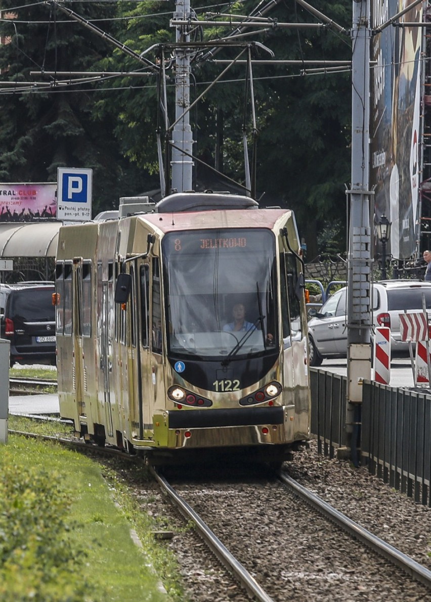 Złoty tramwaj w Gdańsku promuje... "Sąd Ostateczny" [ZDJĘCIA]