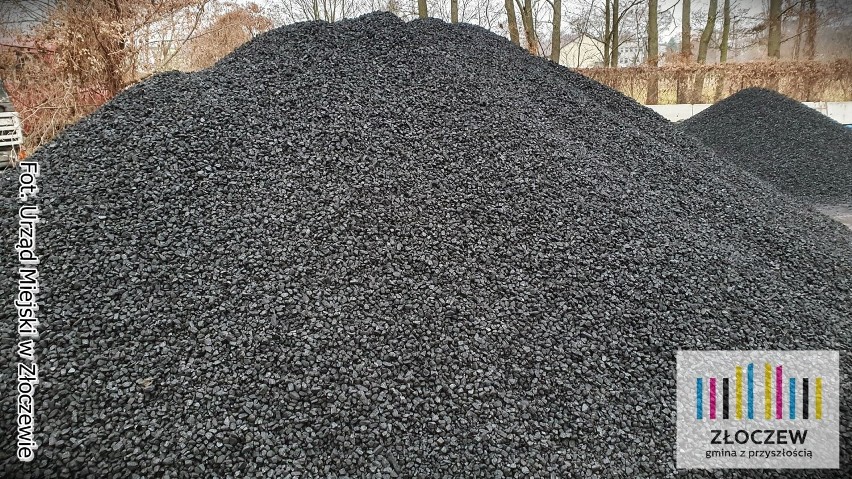 Węgiel w preferencyjnych cenach dotarł do gminy Złoczew. Jakie zasady dystrybucji? FOTO