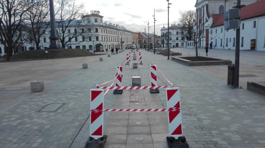 Kolejne fontanny uszkodzone na placu Litewskim w Lublinie (ZDJĘCIA)