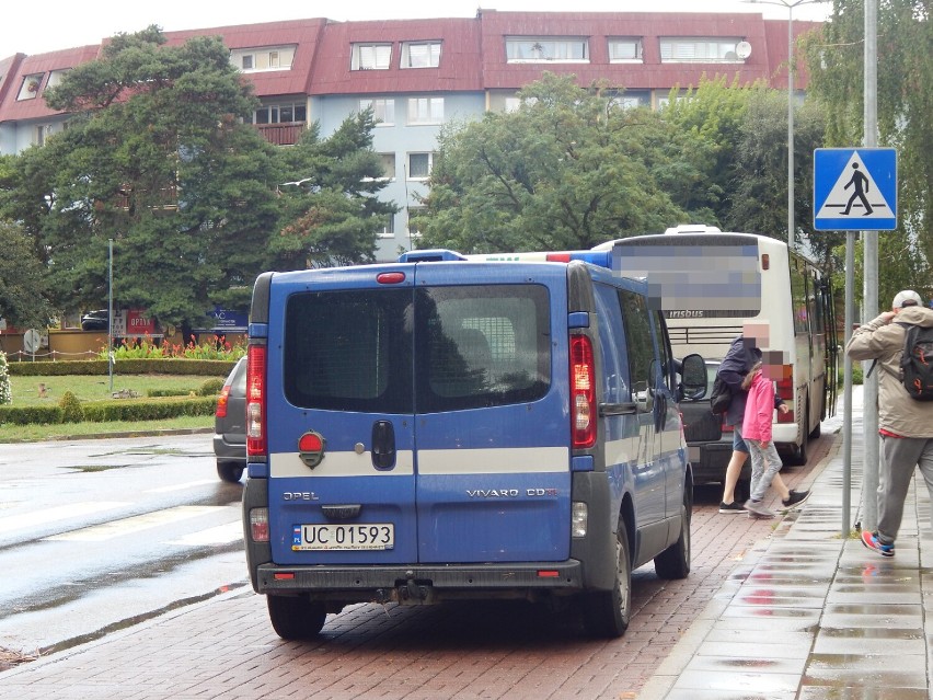Kolizja autobusu z samochodem osobowym w Ustce