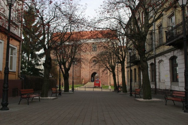 Lodowisko w Łęczycy z opóźnieniem