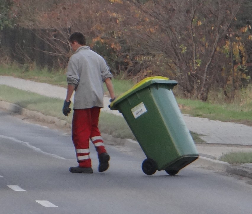Drastyczna podwyżka opłat za śmieci w  gminie Widawa