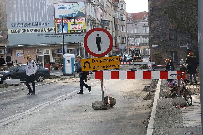 Legnica: Trwa remont ulicy Chojnowskiej, niebawem rozpocznie się Rzeczypospolitej