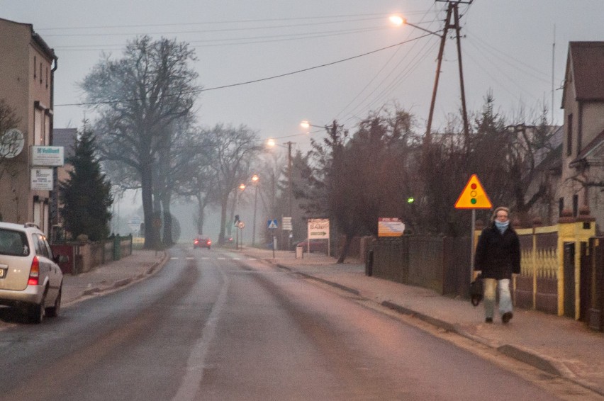 Sygnalizacja w Kaźmierzu przez długi czas była niewidoczna...