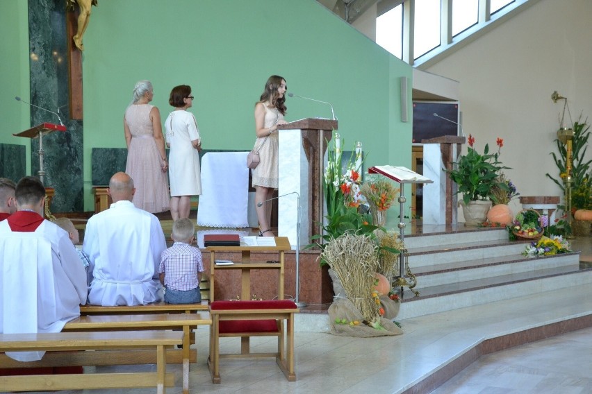 W kościele Bł. Michała Kozala Biskupa i Męczennika w Lipnie odbyły się dożynki parafialne [zdjęcia]