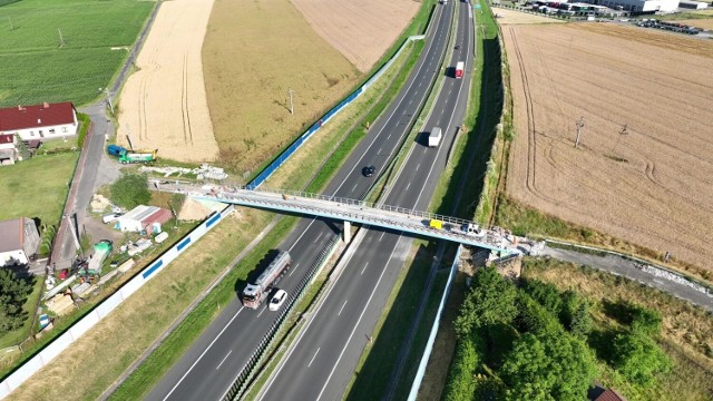 GDDKiA w Opolu zapowiada utrudnienia na autostradzie A4 w powiecie krapkowickim.