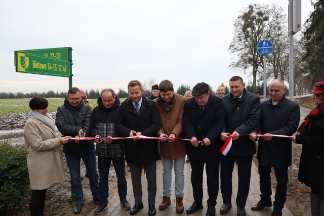 Chodnik na odcinku Lubichowo-Bietowo oddany do użytku.