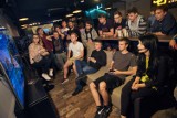 Games United eSports Pub. Tłumy oczekiwały na otwarcie e-sportowego lokalu w Białymstoku [ZDJĘCIA]