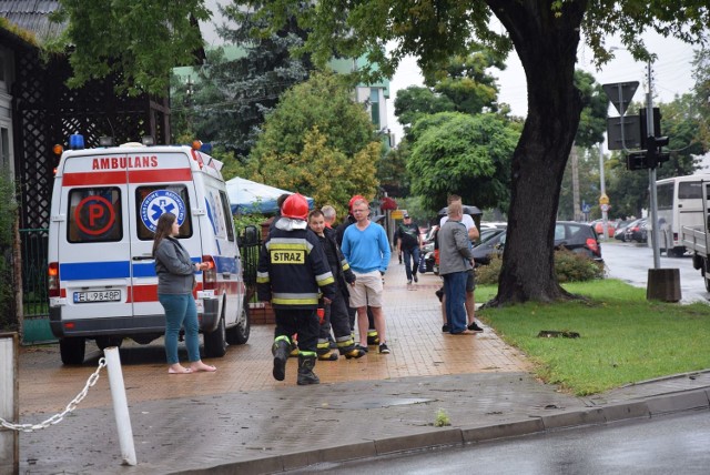 Groźna kolizja w Skierniewicach miała miejsce na skrzyżowaniu ulicy Sobieskiego z ulicą Lelewela. Doszło do niej w środę 10 sierpnia ok. godz. 13.30. Uszkodzeniu uległy trzy auta.