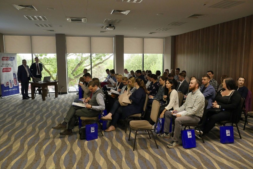 Zbąszyń. Konferencja naukowo-szkoleniowa DISSOLUTION DAY....