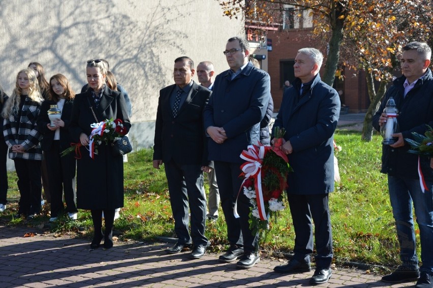 Opocznianie upamiętnili 80. rocznicę likwidacji getta. Poruszające uroczystości  z udziałem rodziny z Izreala ZDJĘCIA