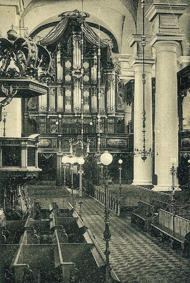 Widok na organy w krośnieńskim Kościele św. Jadwigi w 1926 r..